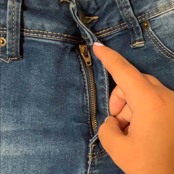 Jeans - Picture 6 of 7